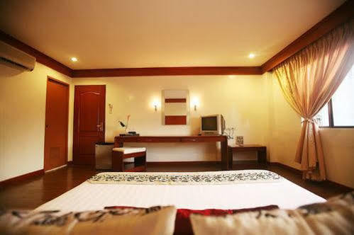 Nagaland Hotel Extérieur photo
